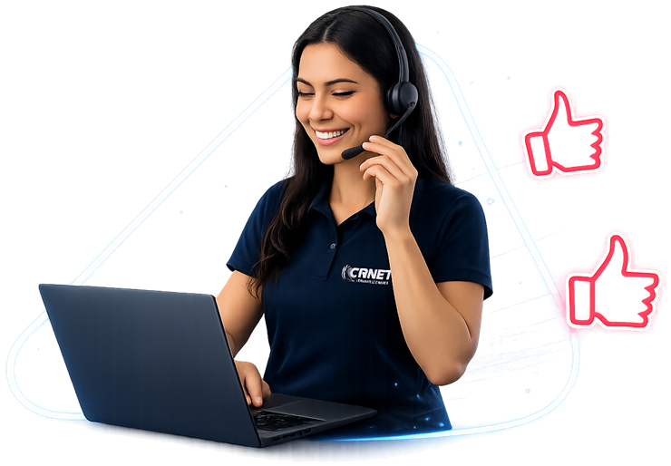 Atendente da CBNet com headset pronta para atender